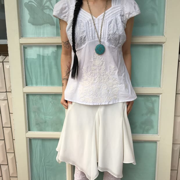 Ornament point blouse