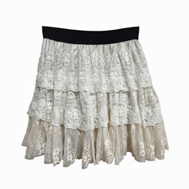 아이보리 플라워 패턴 레이스 스커트