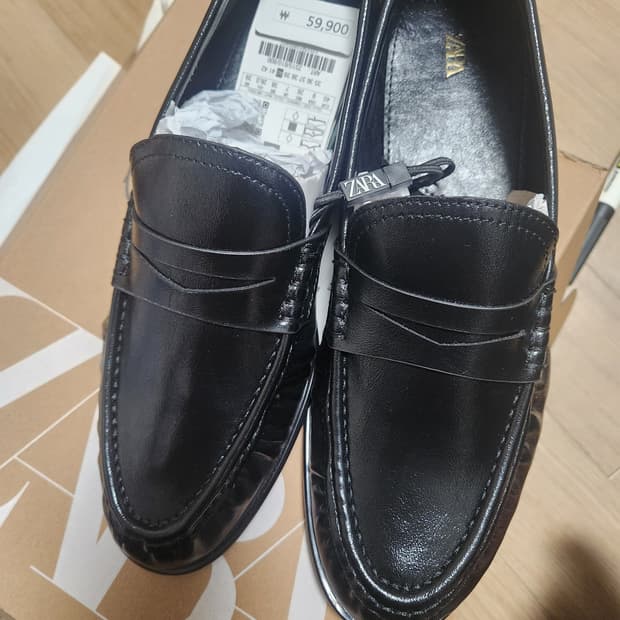 자라소프트셔링로퍼 (260)