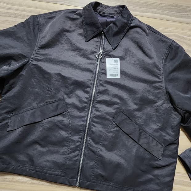 에잇세컨즈나일론카라넥집업자켓점퍼L