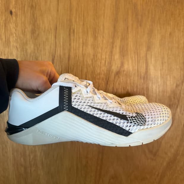 나이키 메트콘6 트레이닝화 흰색 270