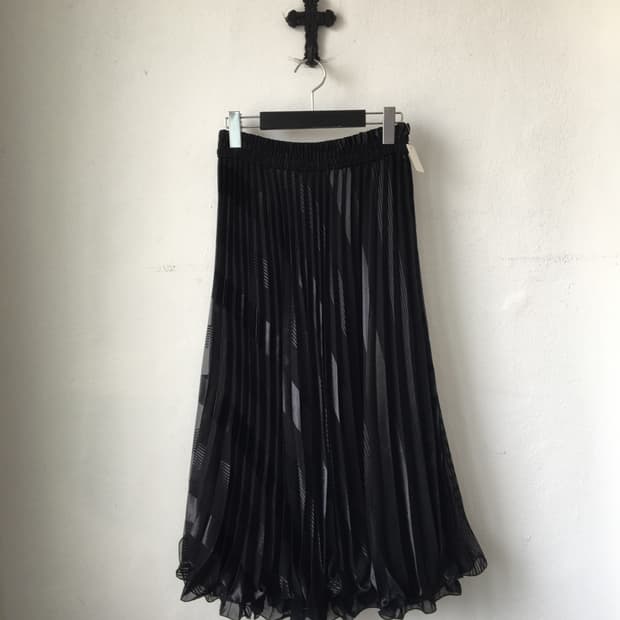 Pattern pleats skirt