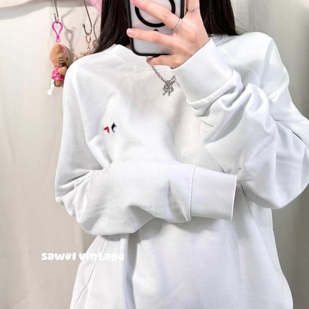 메종키츠네 생화이트 맨투맨