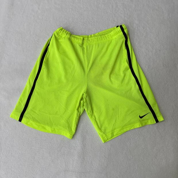 M 나이키 드라이핏 메시 스우시 반바지 0312T