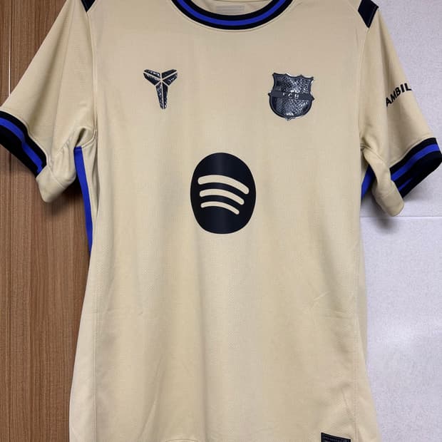 (새상품) 25/26 바르셀로나X코비 어웨이 L 유니폼