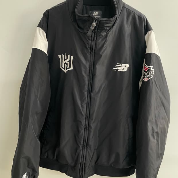 뉴발란스 kt wiz 바람막이 자켓 115
