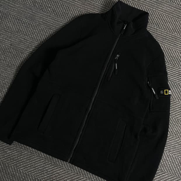 네셔널지오그래픽 와펜 니트 집업 자켓 y 3723