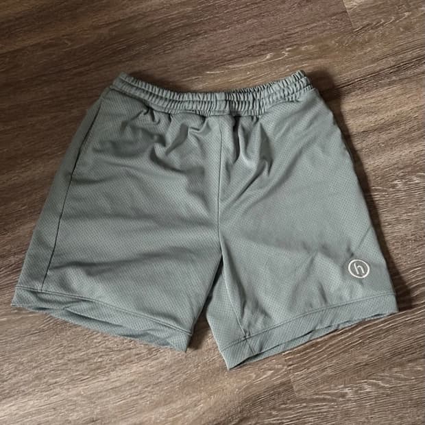 hidden ny mesh shorts