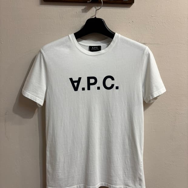 아페쎄 VPC 로고 반팔 티