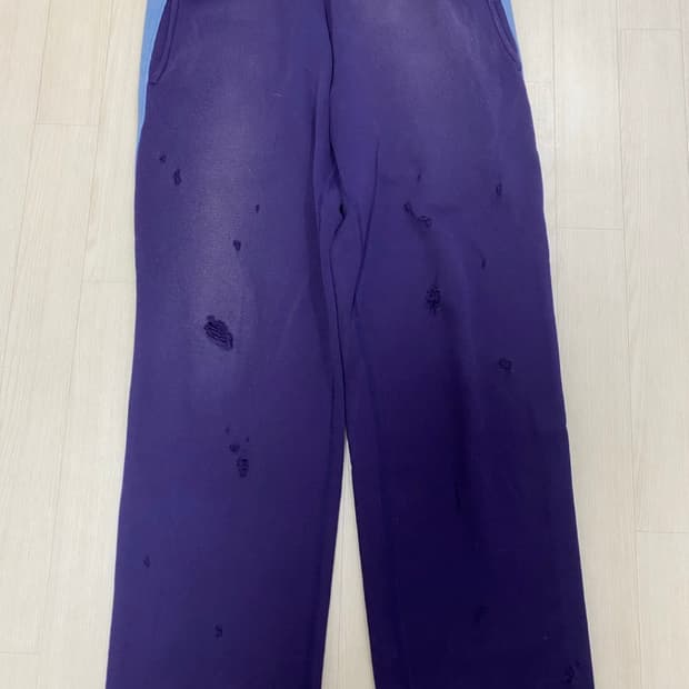 니들스 스웻팬츠