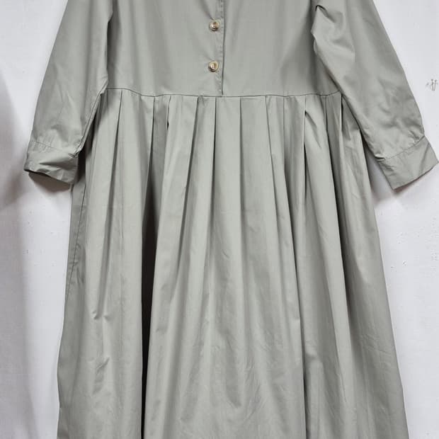 그레이 핀턱 롱원피스