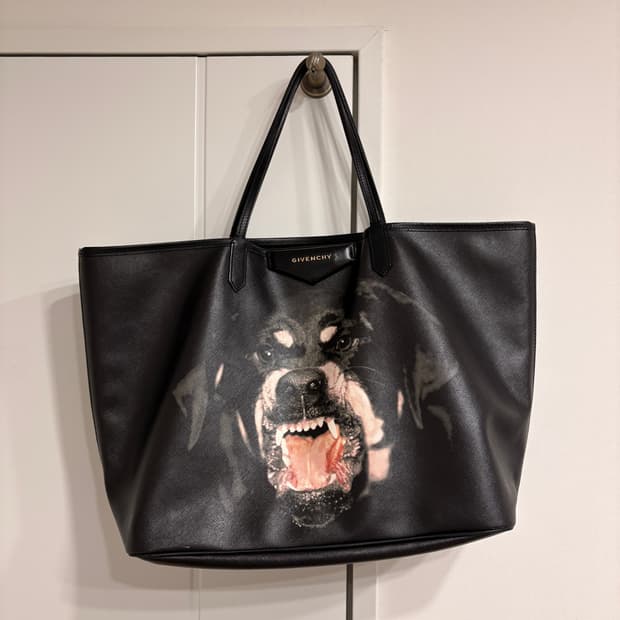 지방시 로트와일러 토트백 