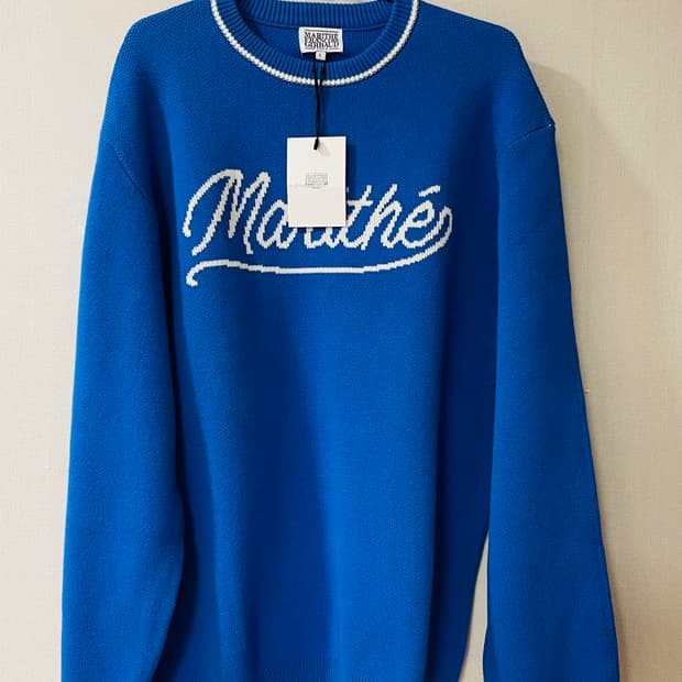 택달린 새상품) 마리떼 프랑소와 저버 레터링 블루 니트 L(110까지 가