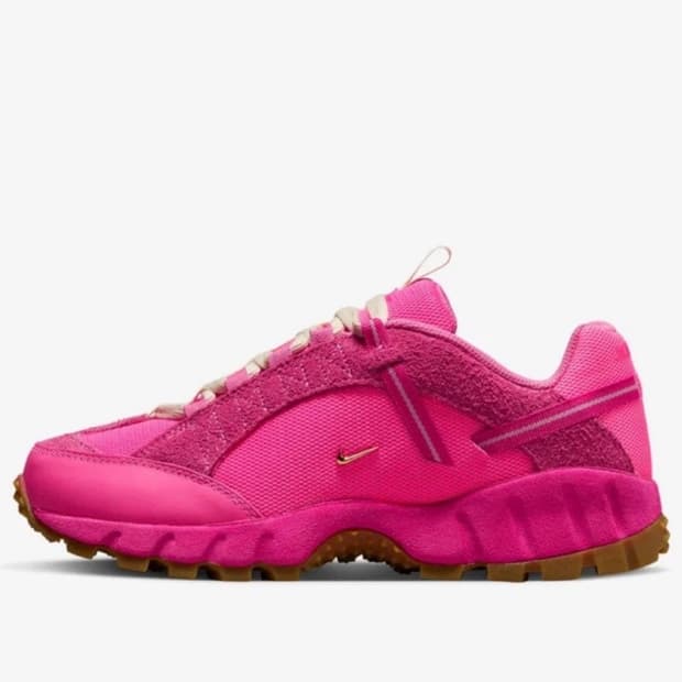 나이키 x 자크뮈스 에어 휴마라 EU38