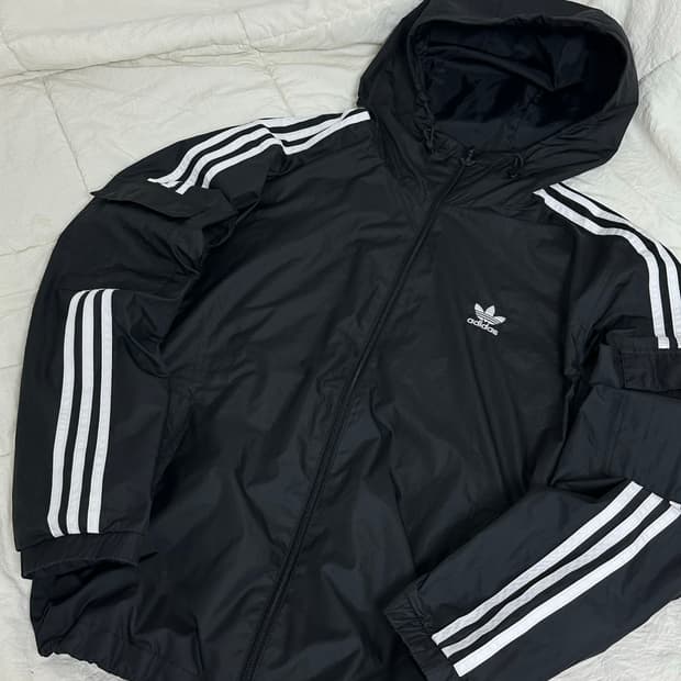 아디다스 파이어버드 후드바람막이 라지