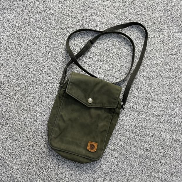 피엘라벤 포켓 숄더백 크로스백 0415J