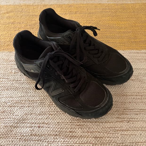 New Balance 990v5 Triple Black  