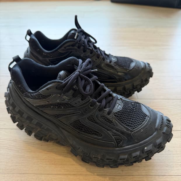 발렌시아가 디펜더 41