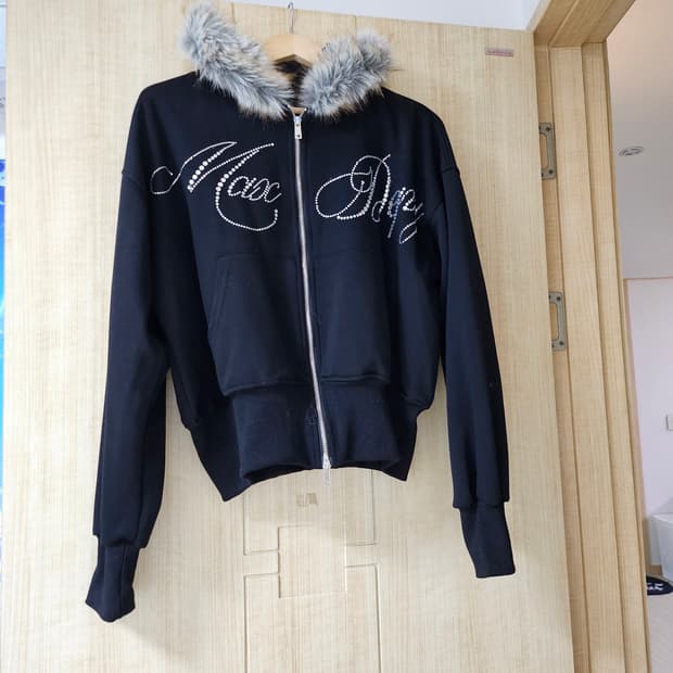 (실착1회) 블랙 퍼후드 집업