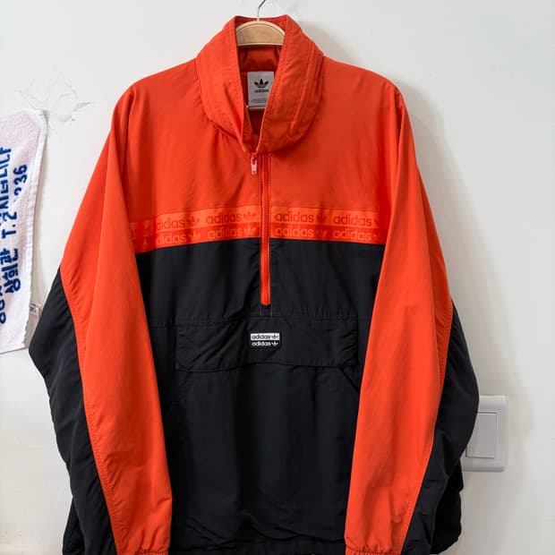 235. 아디다스 아노락 바람막이