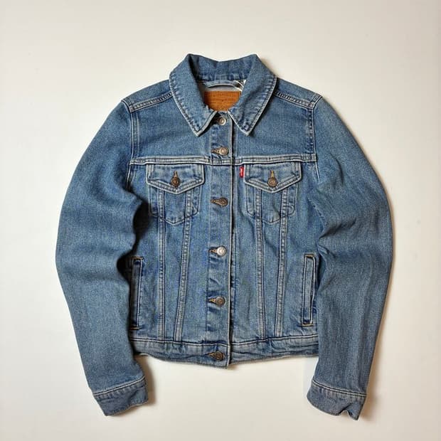 리바이스 00's 빈티지핏 데님 트러커 자켓 PN8322