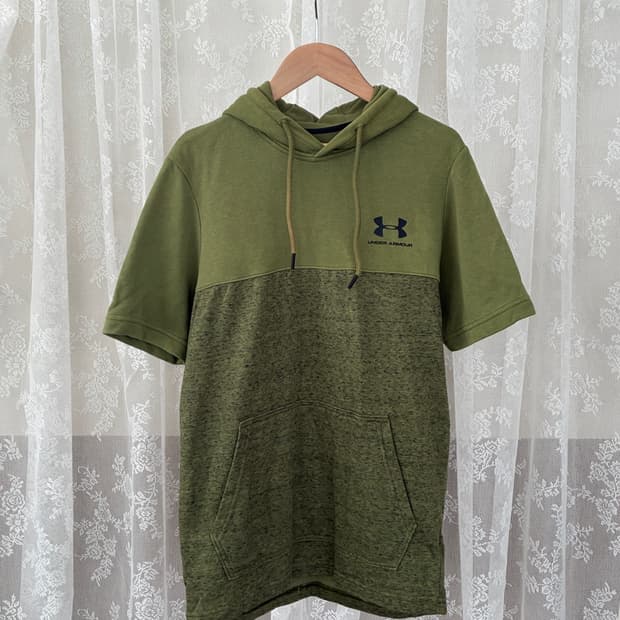 S) 언더아머 반팔 후드 티셔츠 카키