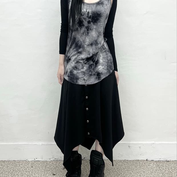 tiedye sleeveless