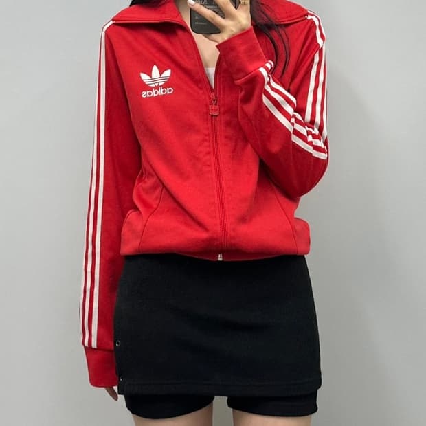 아디다스 유로파 레드 트랙 져지 