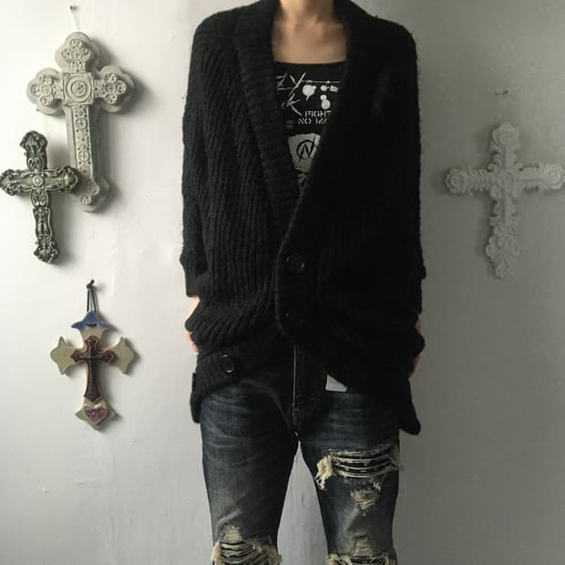 Loose fit knit cardigan