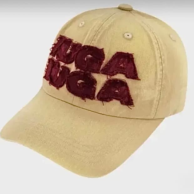 이우가마카라스 워시드 패치 볼캡 베이지