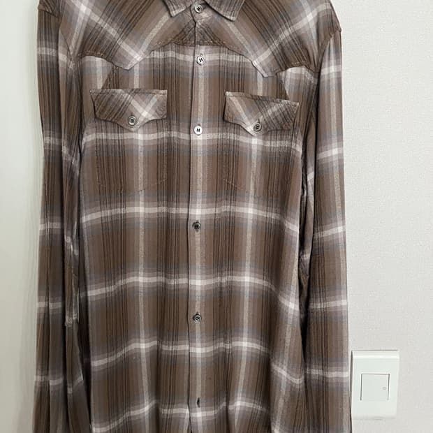 언더커버리즘 체크셔츠