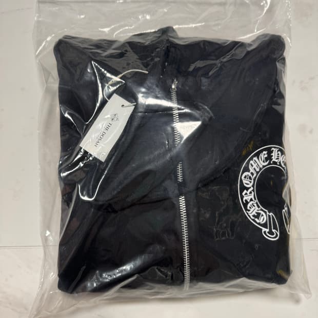 (새상품)크롬하츠 홀스슈 플로랄 헤비웨이트 블랙 후드집업 S