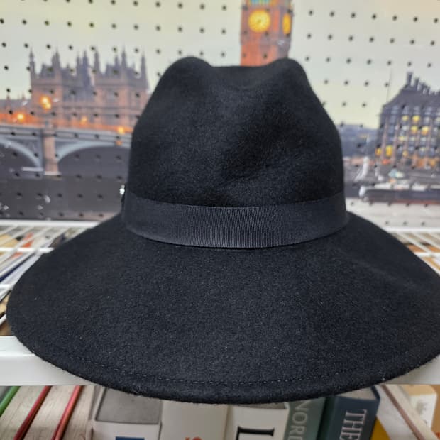아르마니 꼴레지오니 울 페도라 햇 겨울모자 57사이즈 KG39