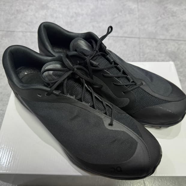 온 러닝 x 포스트 아카이브 팩션 (파프) 클라우드벤쳐 피크 올 블랙