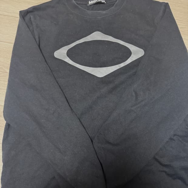 미스치프 롬버스 롱슬리브 M