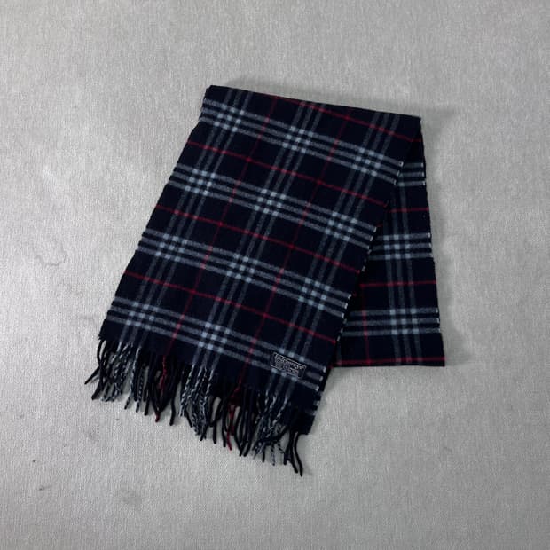 버버리 노바체크 캐시미어 네비이 머플러