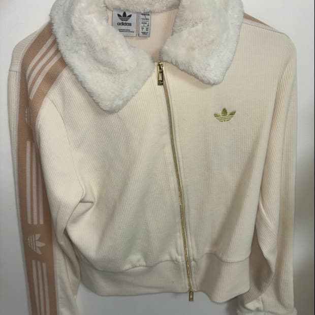 아디다스 스키 시크 퍼 자켓 S