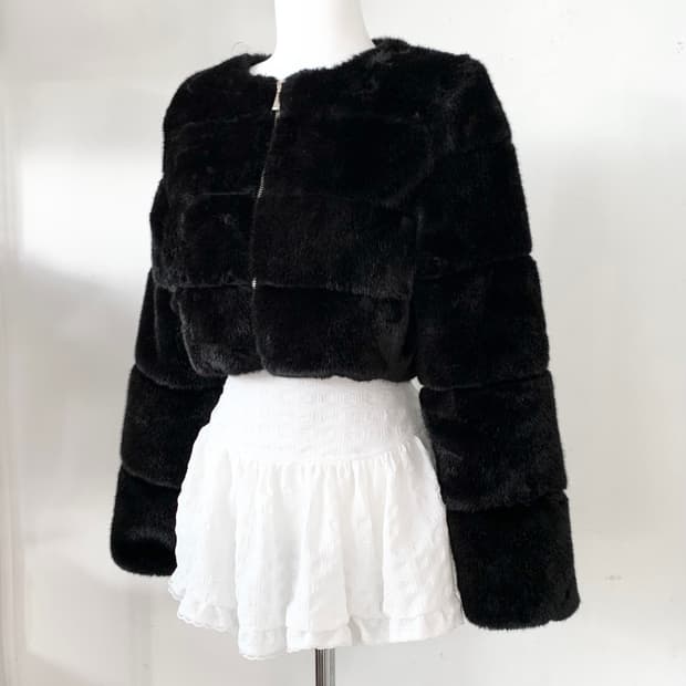 Lip service 블랙 숏 갸루 퍼자켓