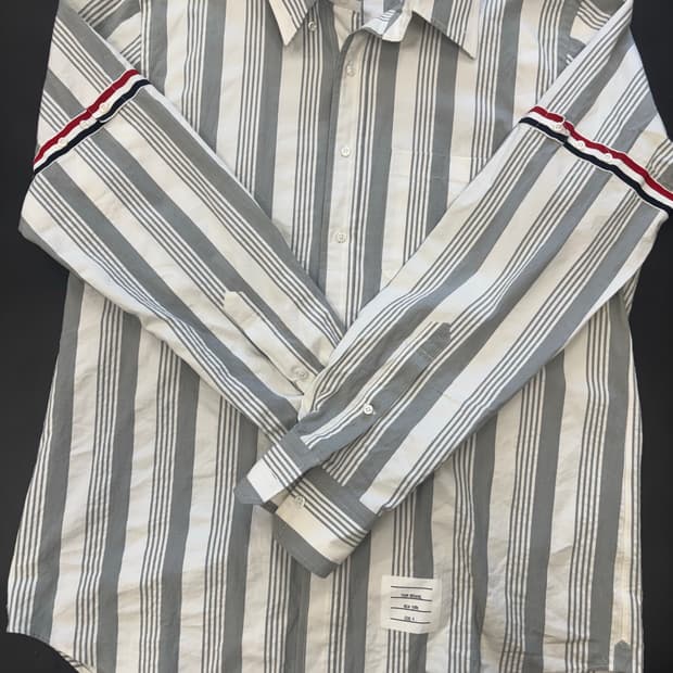 22SS 톰브라운 삼선 암밴드 스트라이프셔츠 그레이 4사이즈