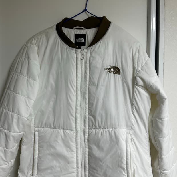 노스페이스 경량패딩