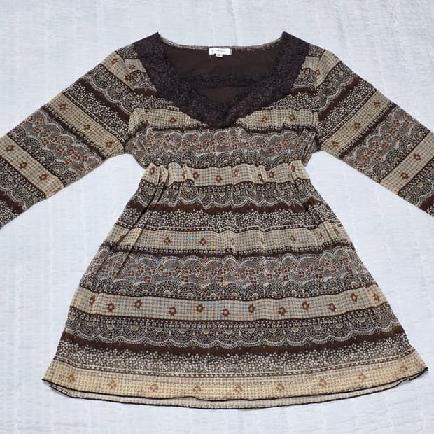 보헤미안 오리엔탈 레이어드 레이스 블라우스