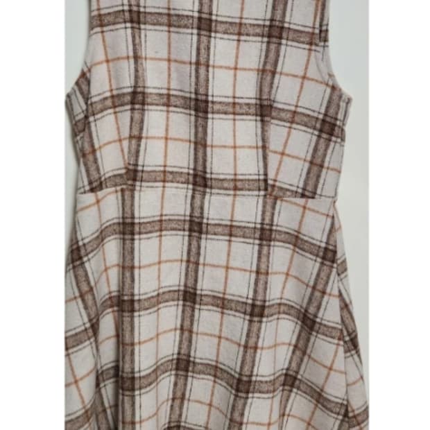 미쏘 베이지 체크 민소매 원피스(겨울)