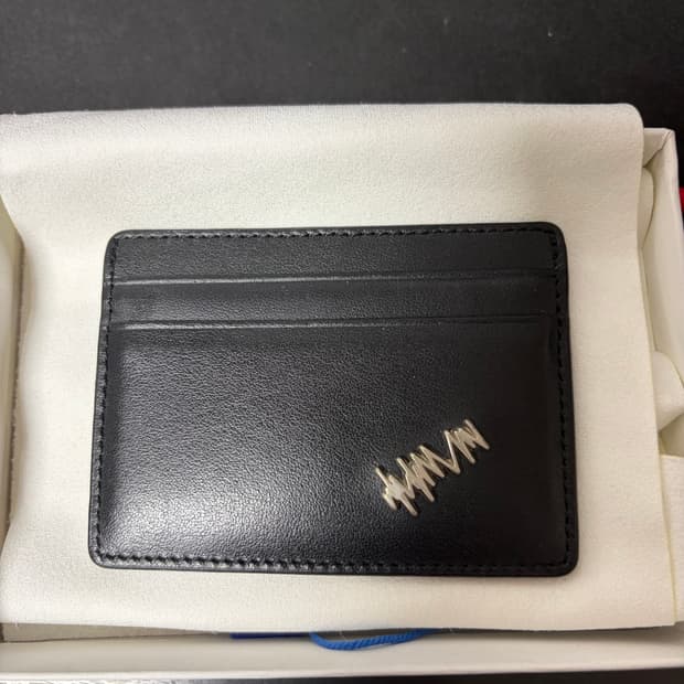 아더에러 카드지갑