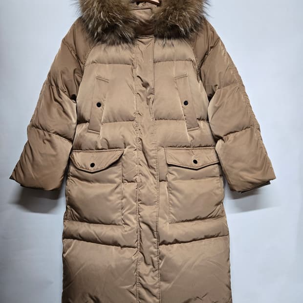 스테파넬 구스 라쿤퍼 롱패딩 S 