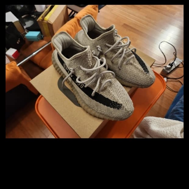 이지부스트 350 V2 슬레이트 코어블랙 275 팝니다