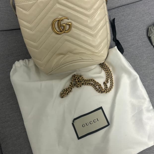 구찌 마몽 버킷백 아이보리 박스포함