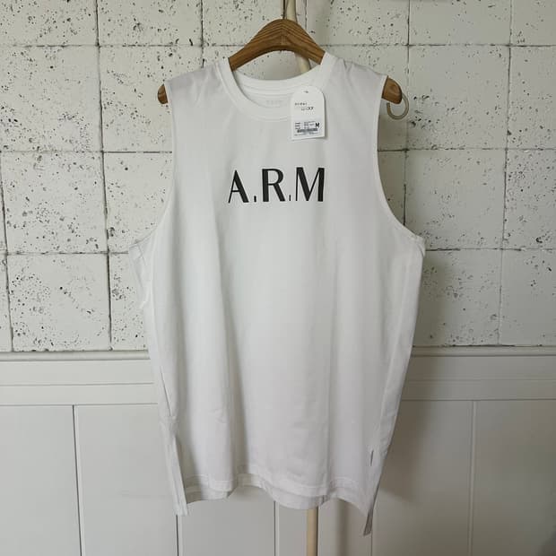 M 안다르 민소매