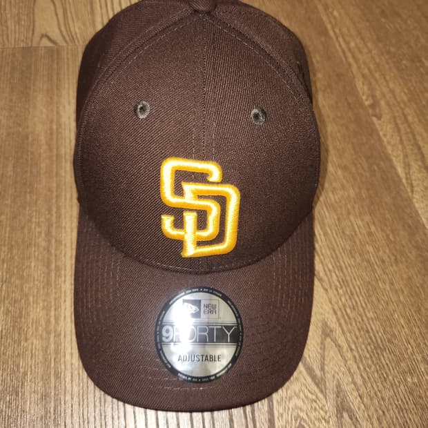 뉴에라 MLB 9포티 캡 브라운