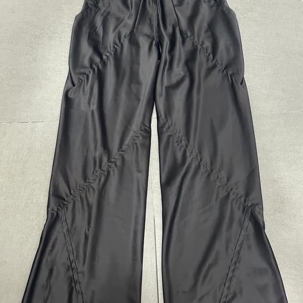 KYO ANYCALL CRINKLED SATIN Grayish Khaki