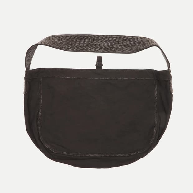 타이가 타카하시 LOT.004 뉴스보이백 머드다잉 브라운